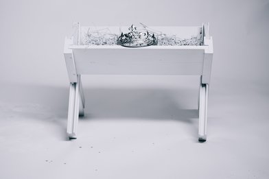 Krippe in Weiß - Copyright: pro church media