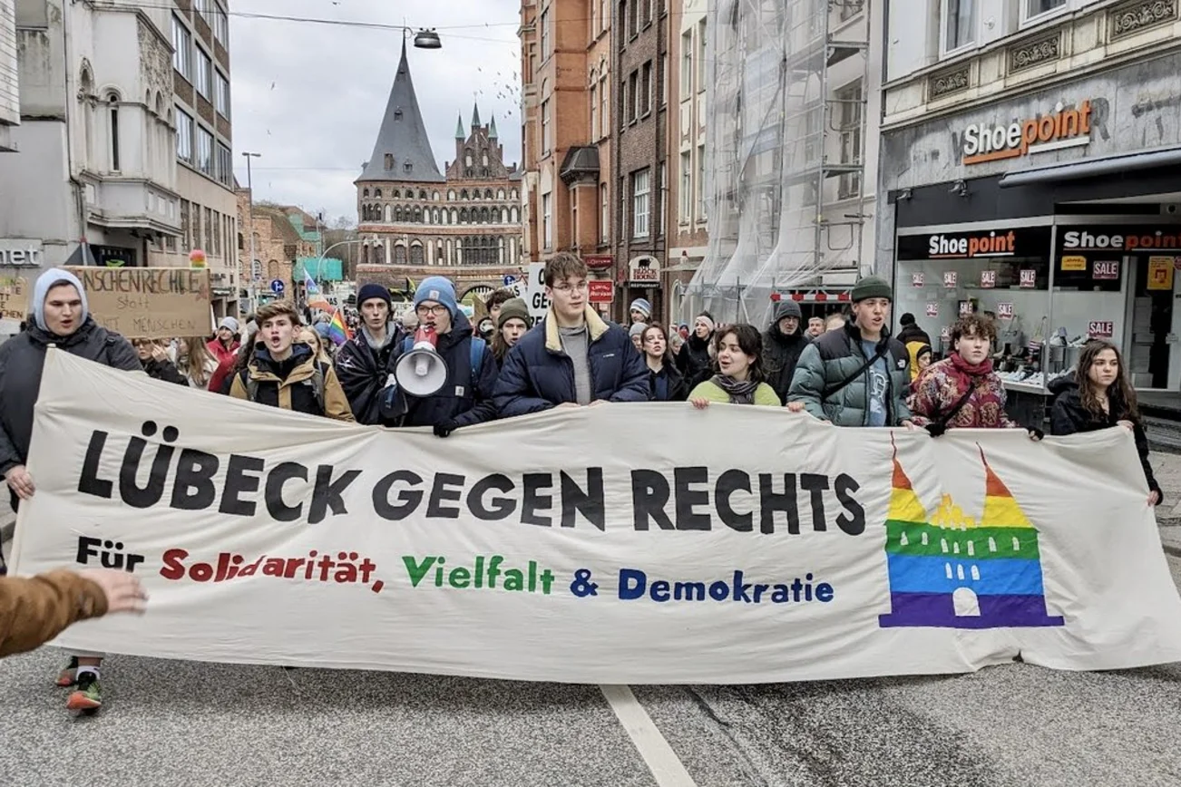 Blick auf eine Menschenmenge