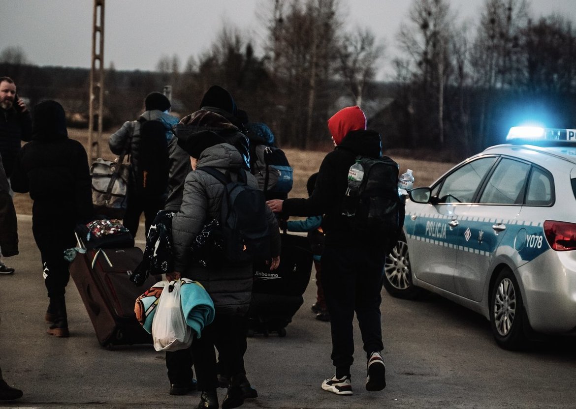 Geflüchtete werden von der Polizei aufgehalten