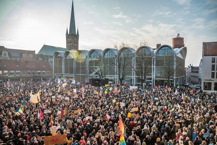 Demo für Demokratie in Lübeck - Copyright: Lena Modrow