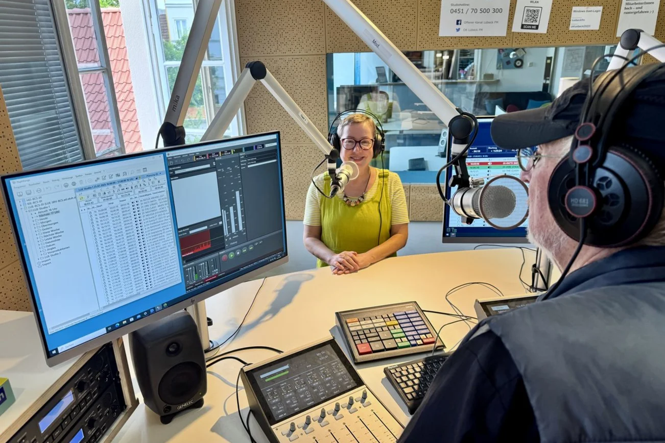 Blick in ein Radiostudio