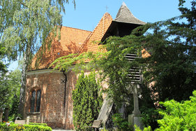 Der freistehende Glockenturm neben der St-Jürgen-Kapelle