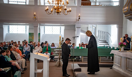 Einführungszeremonie in der Kirche