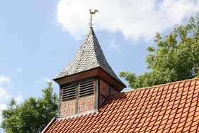 Glockenturm der St.-Georg-Kapelle in Fuhlenhagen