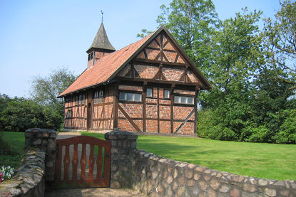 Eingangstor zur St.-Georg-Kapelle Fuhlenhagen