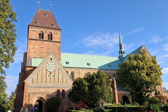 Blick auf Kirche