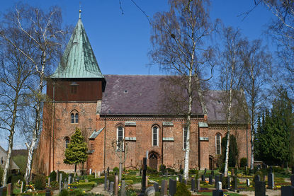 Außenansicht der St.-Johannis-Kirche in Krummesse - Copyright: Manfred Maronde Kirche St. Johannis - Copyright: Manfred Maronde