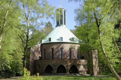 Aumühler Kirche - Copyright: Susan Müller-Wusterwitz Bismarck-Gedächtnis-Kirche - Copyright: Susan Müller-Wusterwitz