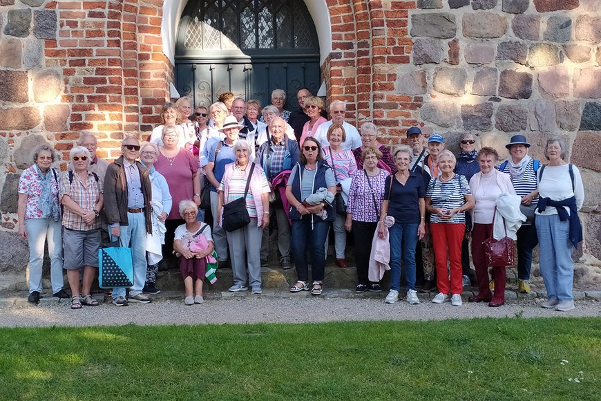 Eine Gruppe von Menschen - Copyright: Ursula Hauser