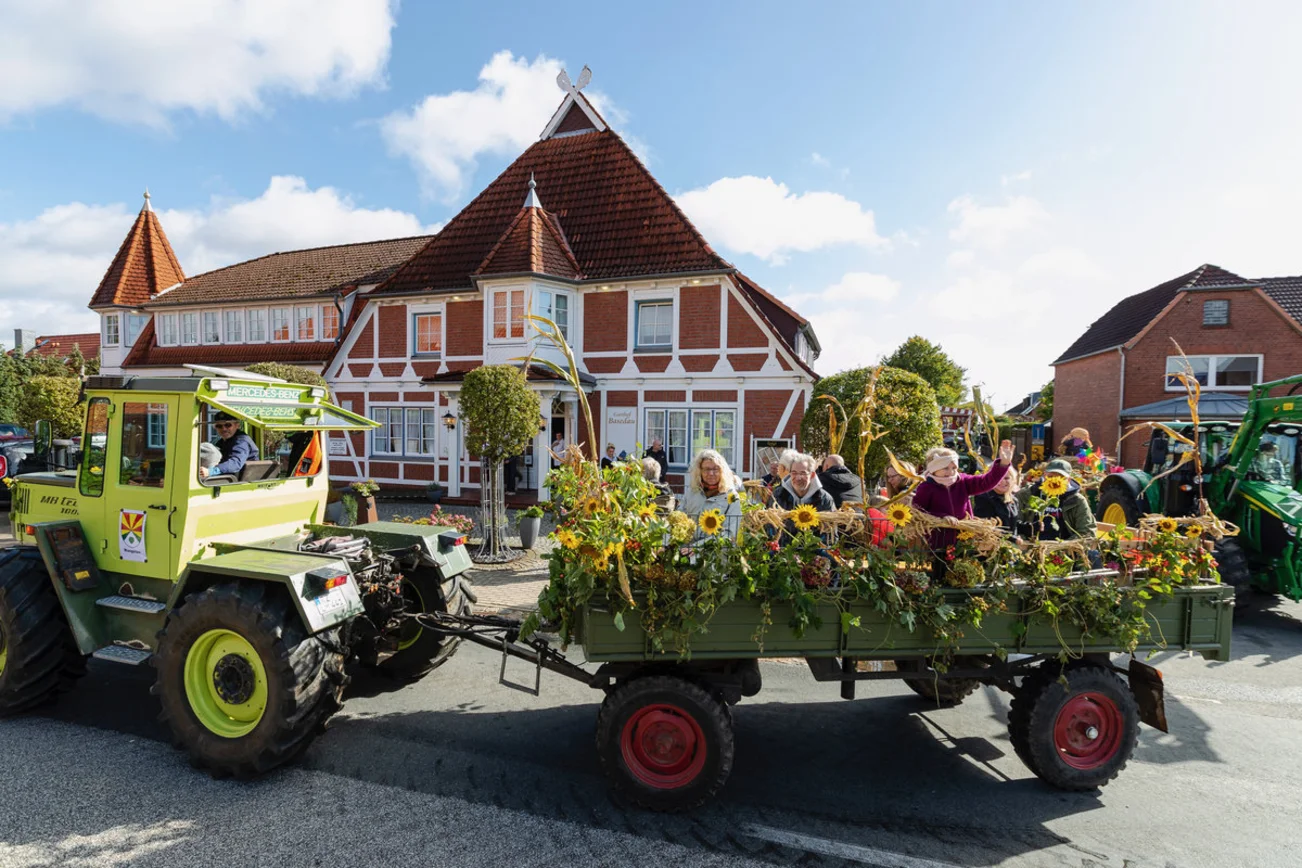 Landeserntedankfest in Lütau