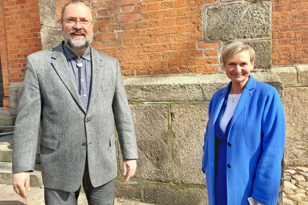 Bischöfin Kirsten Fehrs, Pastor Frank Gottschalk