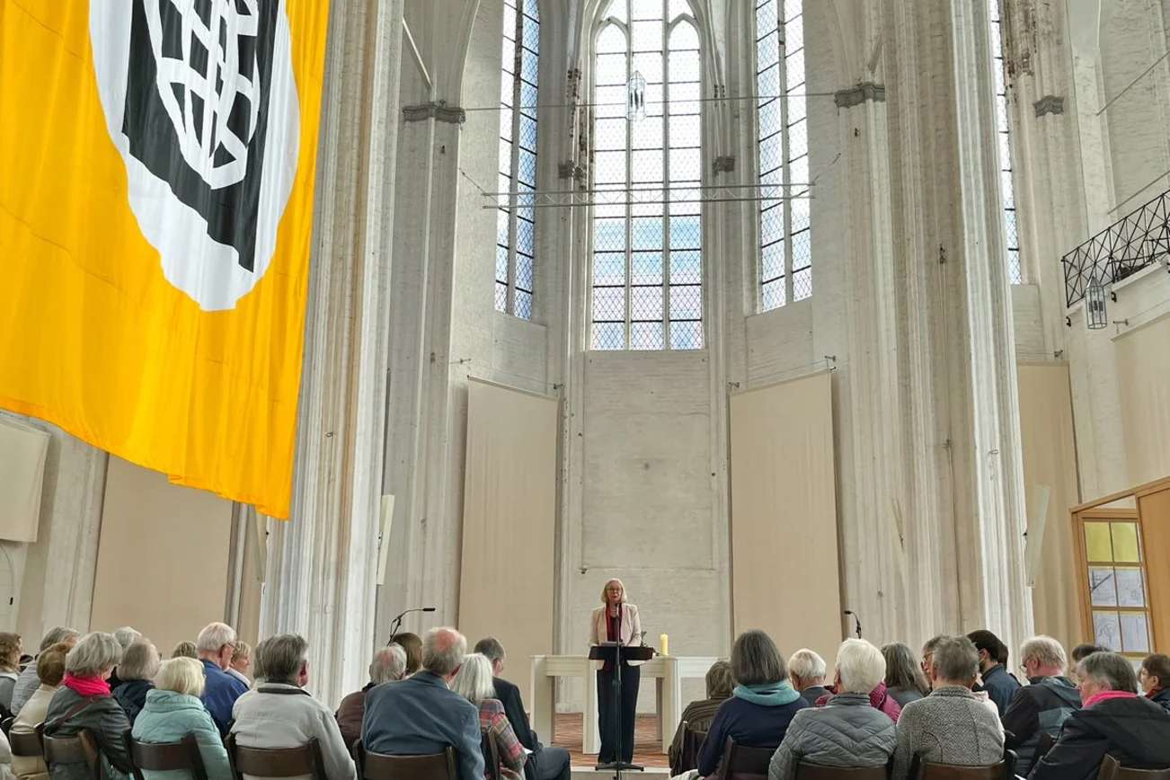 Blick in eine Kirche