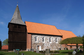Außenansicht der St.-Marien-Kirche in Gudow