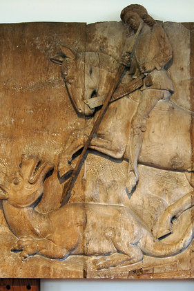 Relief in der St.-Georg-Kapelle in Fuhlenhagen