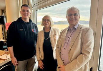 Drei Personen schauen in die Kamera - Copyright: Bastian Modrow