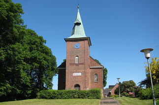 Der Turm der St.-Jacobi-Kirche Hamwarde