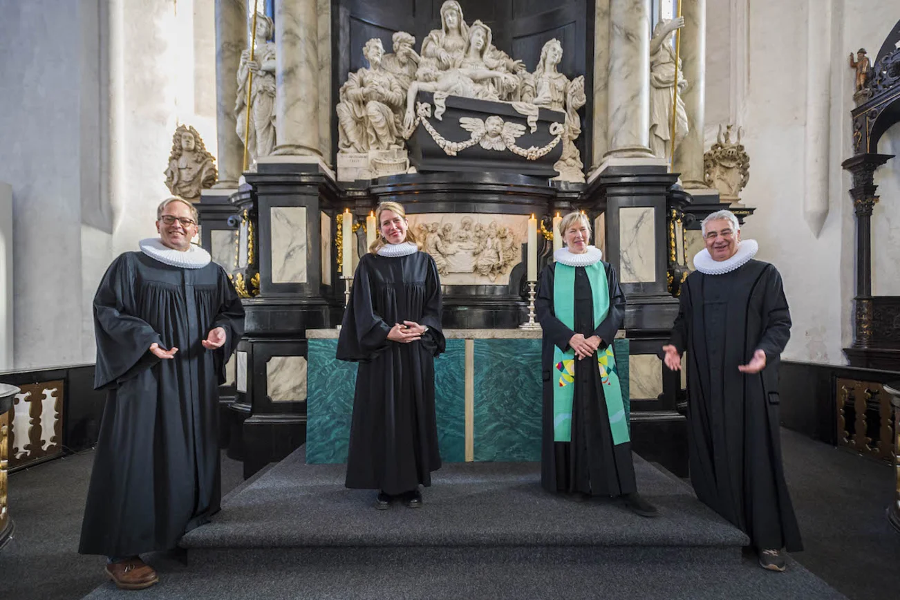 Die vier Pastoren Robert Pfeifer, Inga Meißner (beide St. Marien) sowie Lutz und Kathrin Jedeck (St. Jakobi) gestalten paarweise von Januar bis März die Gottesdiensten in St. Marien und St. Jakobi. 