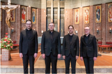 Ensemble  - Copyright: Patrick Kampf