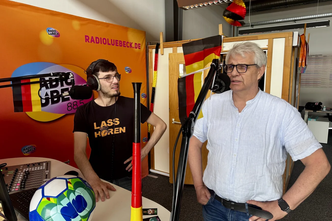 Blick in ein Radiostudio
