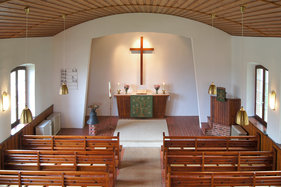 Blick von der Empore in Innnere der Maria-Magdalenen-Kapelle Talkau