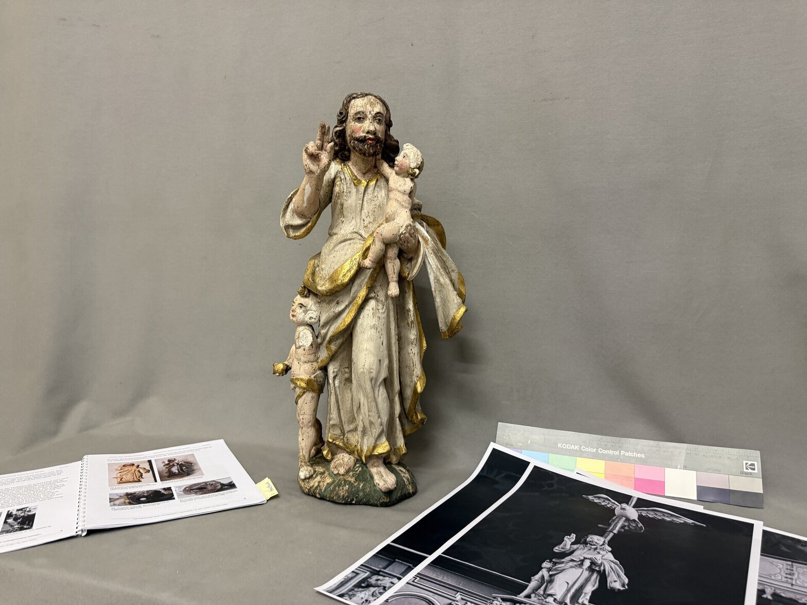 Christusgruppen-Skulptur