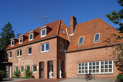 Der Eingangsbereich der Ansveruskirche Ratzeburg - Copyright: Manfred Maronde