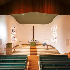 Blick auf den Altar der St.-Philippus-Kirche