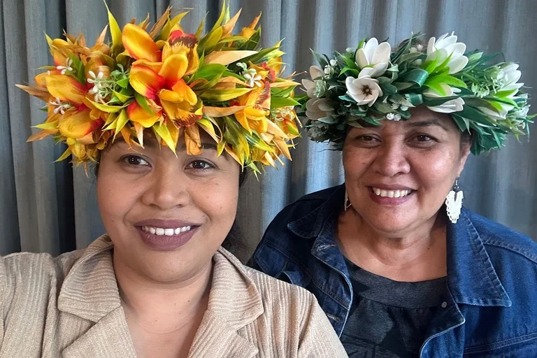 Mutter Tarani Napa mit Tochter Tevairangi Napa