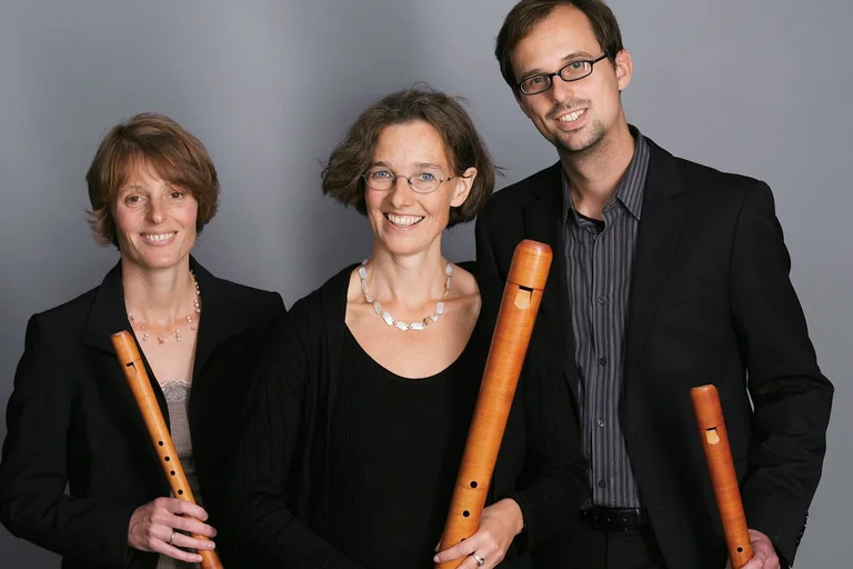 Die drei Musizierenden des Trios Zafferano