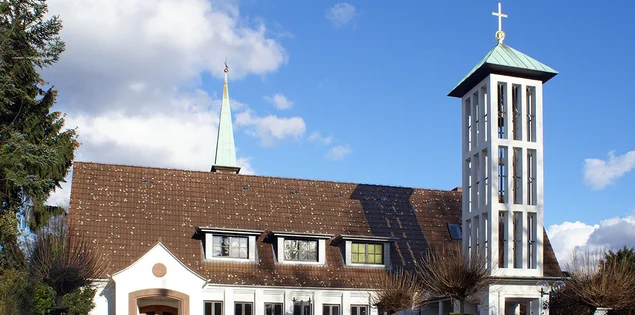 Außenansicht der Martin-Luther-Kirche Wentorf