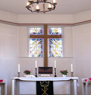 Blick auf den Altar der St.-Marien-Kirche Worth 
