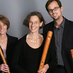 Die drei Musizierenden des Trios Zafferano