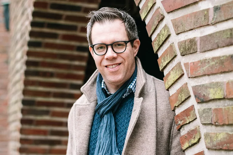 Pastor Christoffer Sach