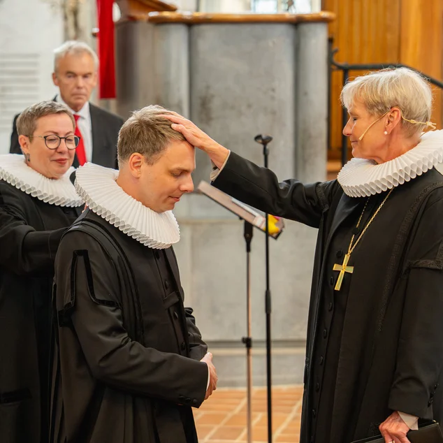 Propsteinführung Szene