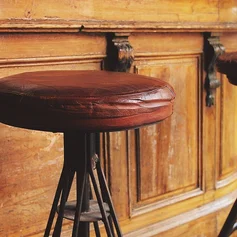 Hocker Bar 